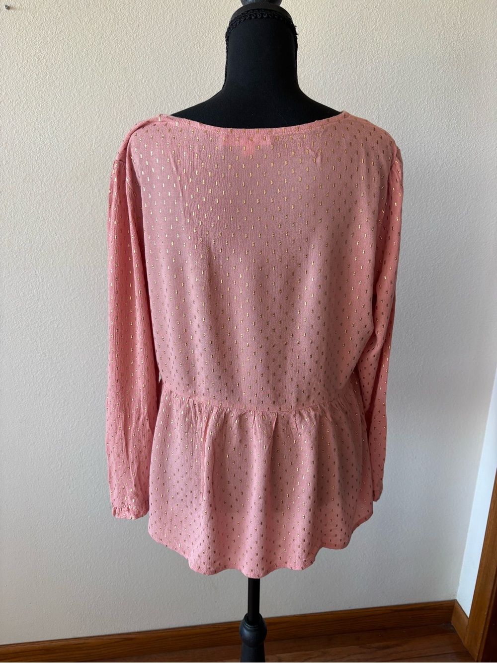 Womens Mazik pink metallic shirt size M - Picture 2 of 5